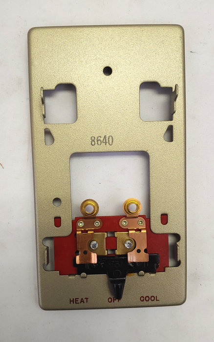 Honeywell Q473A-1040 Switching Subbase, 12A, 120VAC, (2) SPST Switches